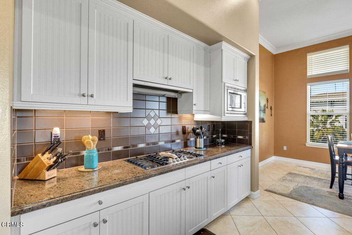 1561 Windshore Way Oxnard, CA 93035 - Photo 8 of 33 008_1565-windshore-way-oxnard-ca-usa-011