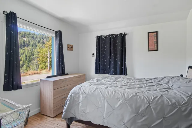 $245,000 | 409 Pend Oreille Boulevard, Metaline Falls, WA 99153