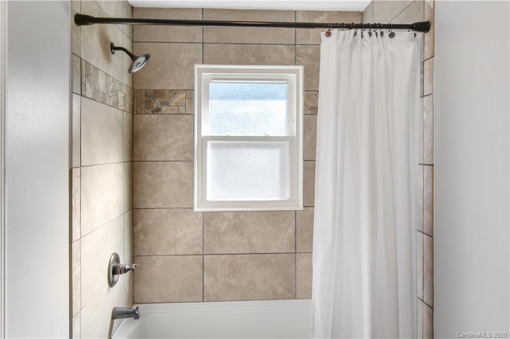 2831 Hankins Road Marion, NC 28752 - Photo 10 of 18 Gallery Image 10