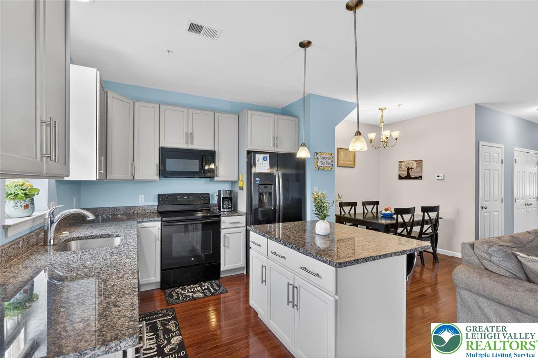 2271 Rising Hill Road Whitehall, PA 18052 - Photo 11 of 32 Gallery Image 11