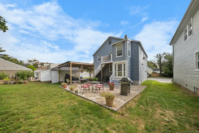 $649,000 | 76 Suburban Avenue, Bridgeport, CT 06604