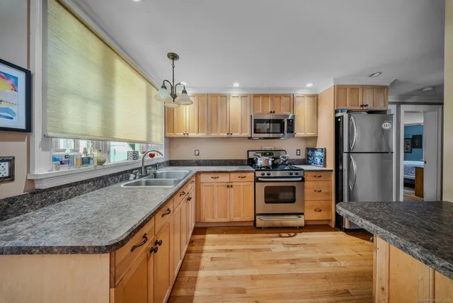 $649,000 | 76 Suburban Avenue, Bridgeport, CT 06604