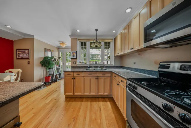 $649,000 | 76 Suburban Avenue, Bridgeport, CT 06604