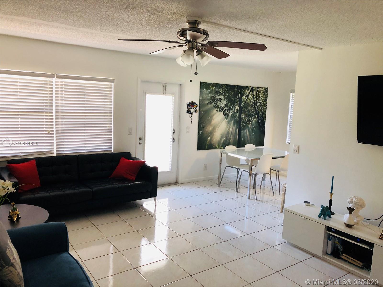 11 Mansfield East, Unit A Boca Raton, FL 33434 - Photo 5 of 25 Gallery Image 5