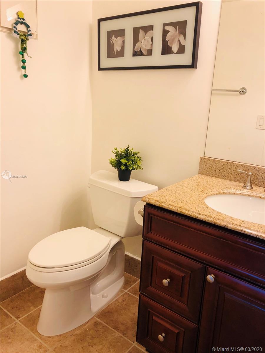11 Mansfield East, Unit A Boca Raton, FL 33434 - Photo 9 of 25 Gallery Image 9