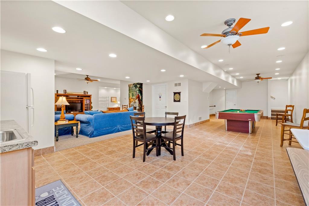 657 Valley View Road Eighty Four, PA 15330 - Photo 22 of 25