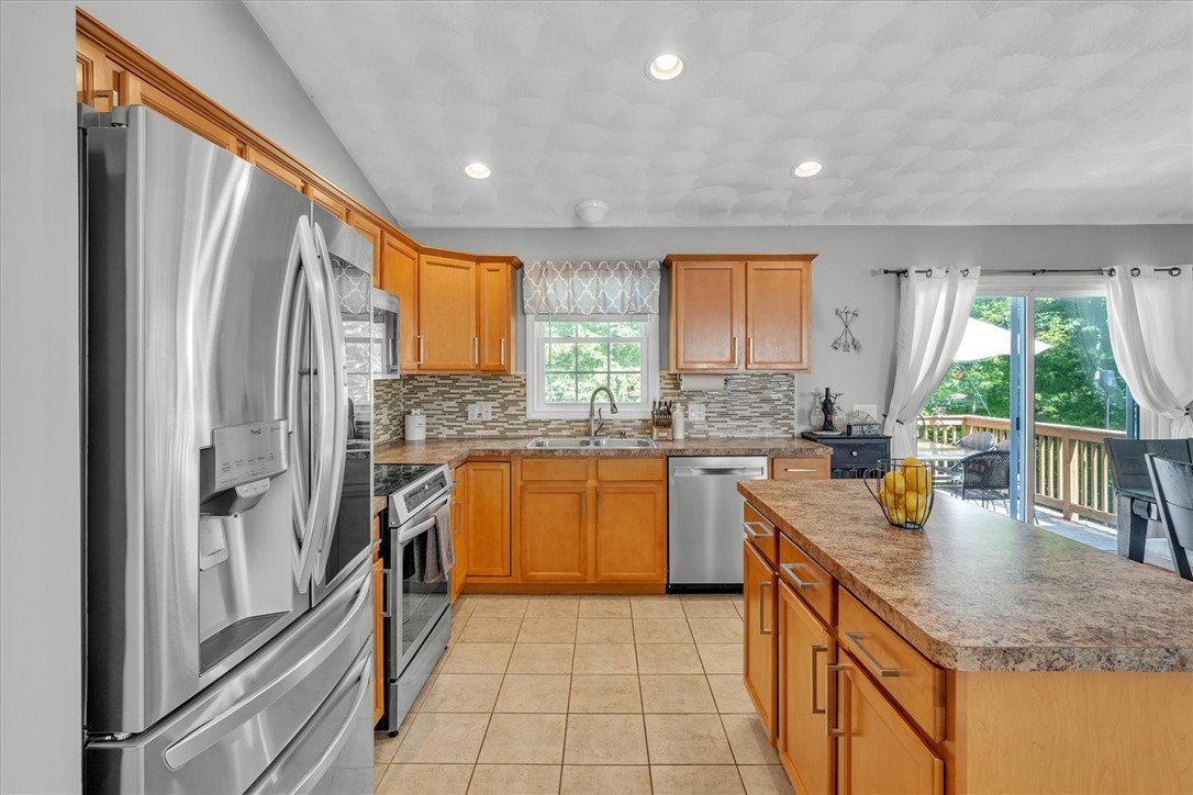 1060 Joslin Road Burrillville, RI 02830 - Photo 12 of 36 Gallery Image 12