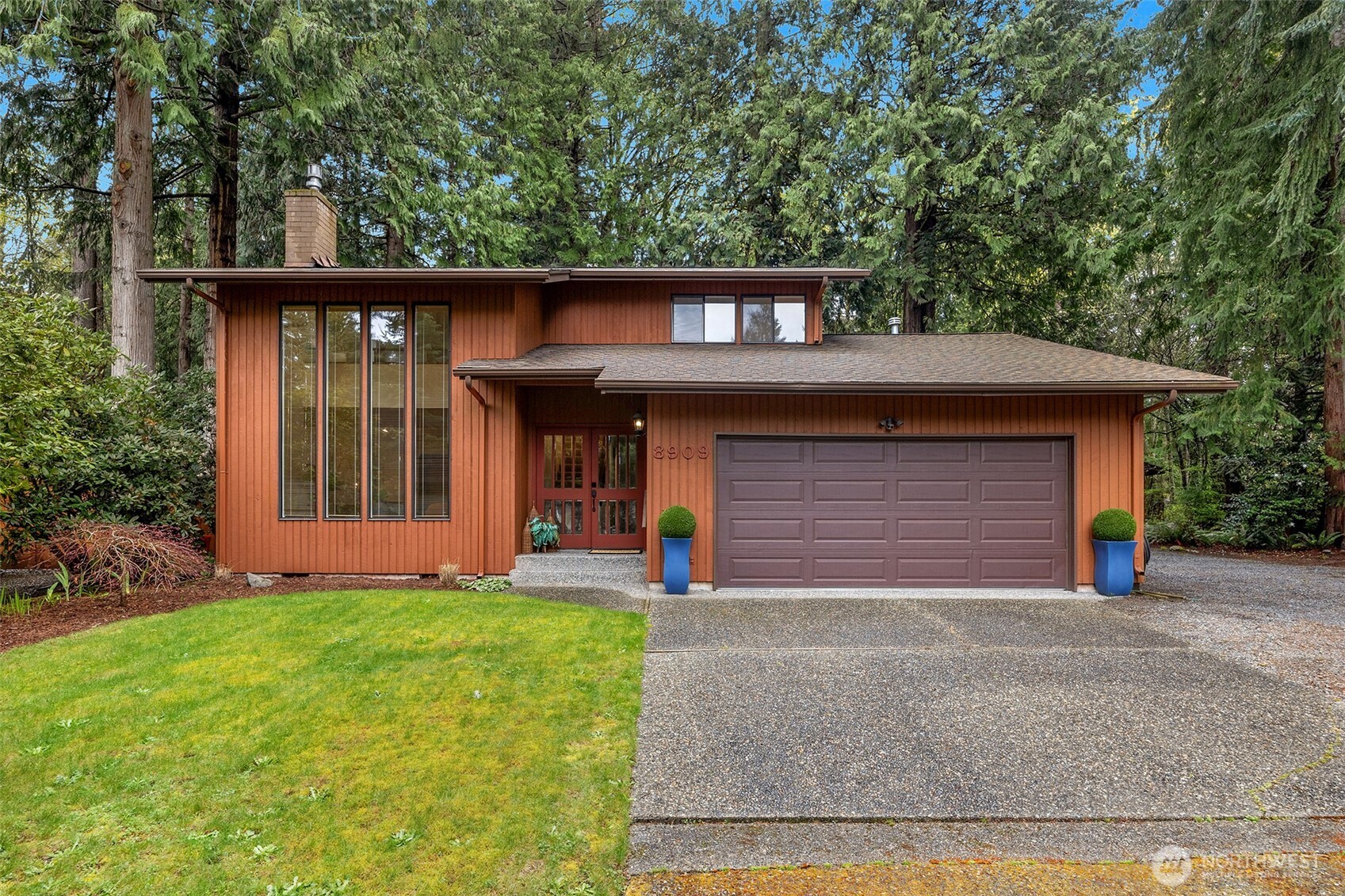 8909 55th Place West Mukilteo, WA 98275 - Photo 1 of 38