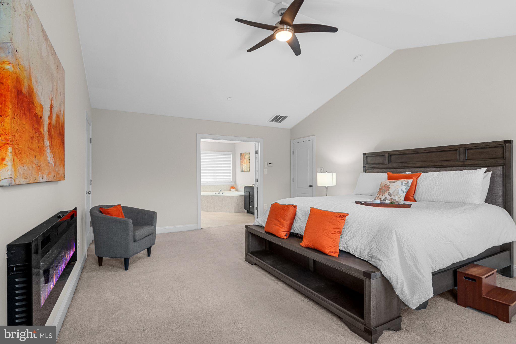 4554 Coachmans Path Court Waldorf, MD 20601 - Photo 17 of 40 Spacious retreat with modern flair.