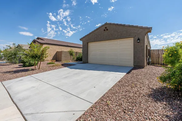 $1,750 | 18653 Puget Avenue, Waddell, AZ 85355