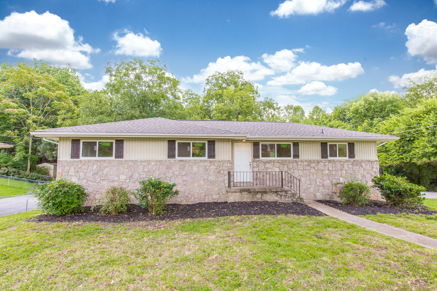 500 Gillespie Road Chattanooga, TN 37411 - Photo 1 of 26 Front Exterior