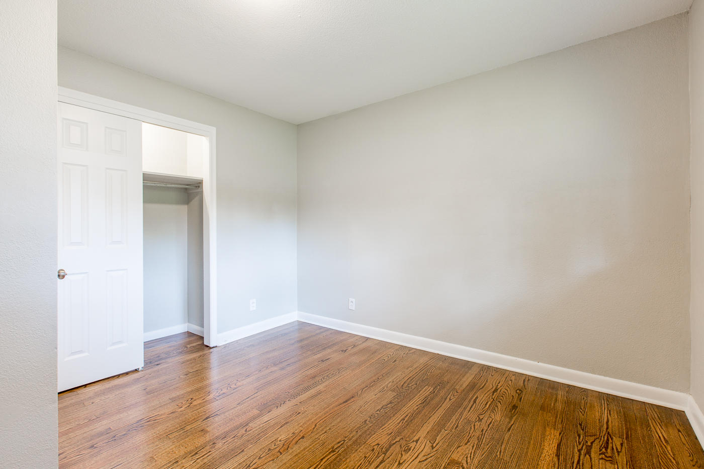 500 Gillespie Road Chattanooga, TN 37411 - Photo 16 of 26 Bedroom
