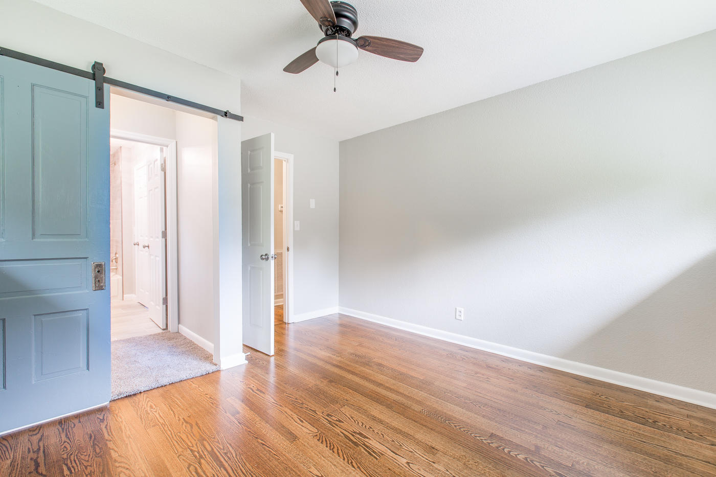 500 Gillespie Road Chattanooga, TN 37411 - Photo 10 of 26 Master Bedroom