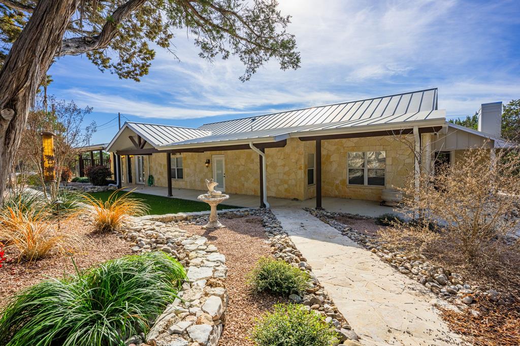 667 Ranch Rim Drive West Ingram, TX 78025 - Photo 1 of 1 Main View