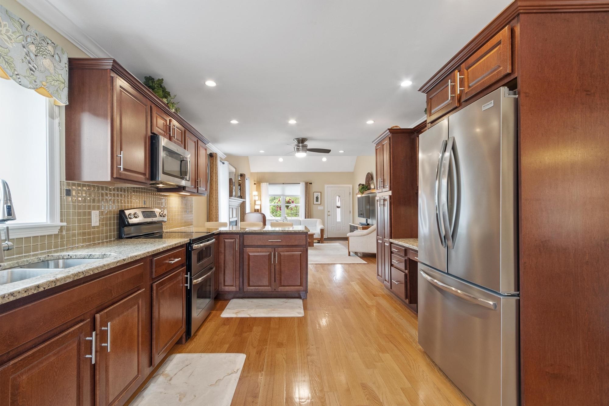 18 Harvest Road Windham, NH 03087 - Photo 21 of 45