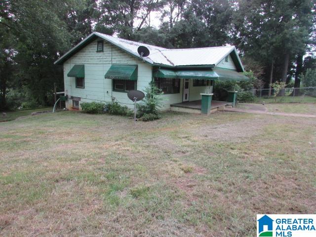 245 First Ave Pinecrest Anniston, AL 36201 - Photo 2 of 13