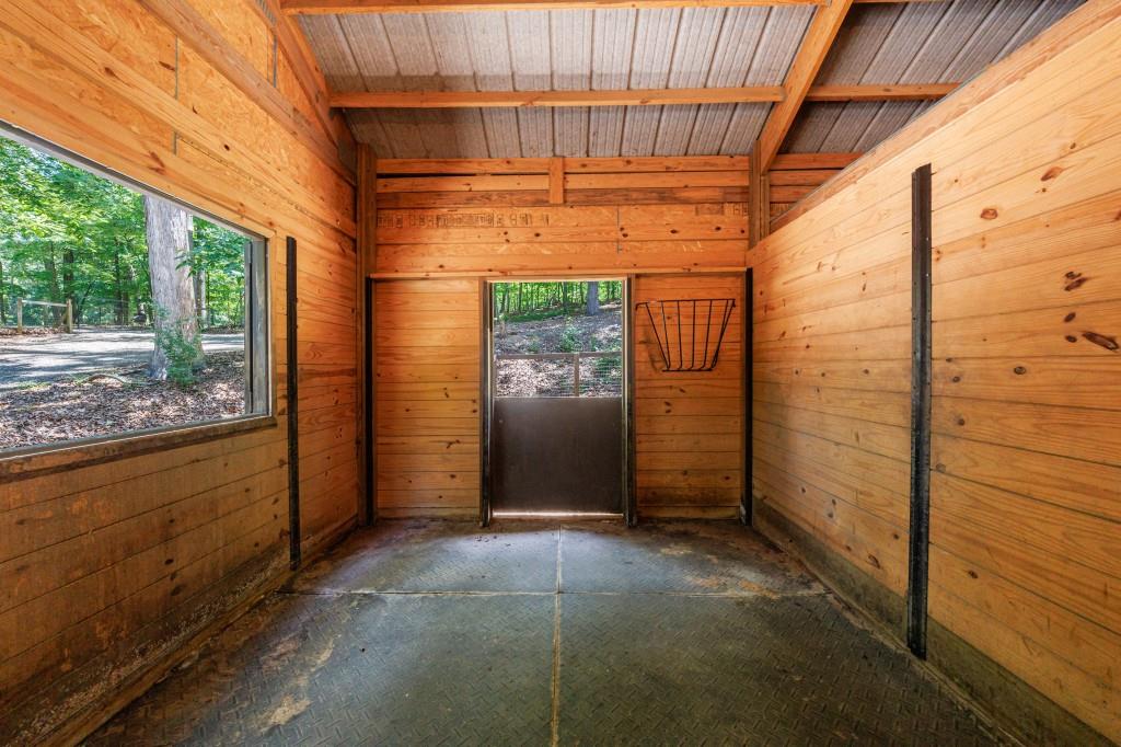 950 Jones Road Roswell, GA 30075 - Photo 33 of 62