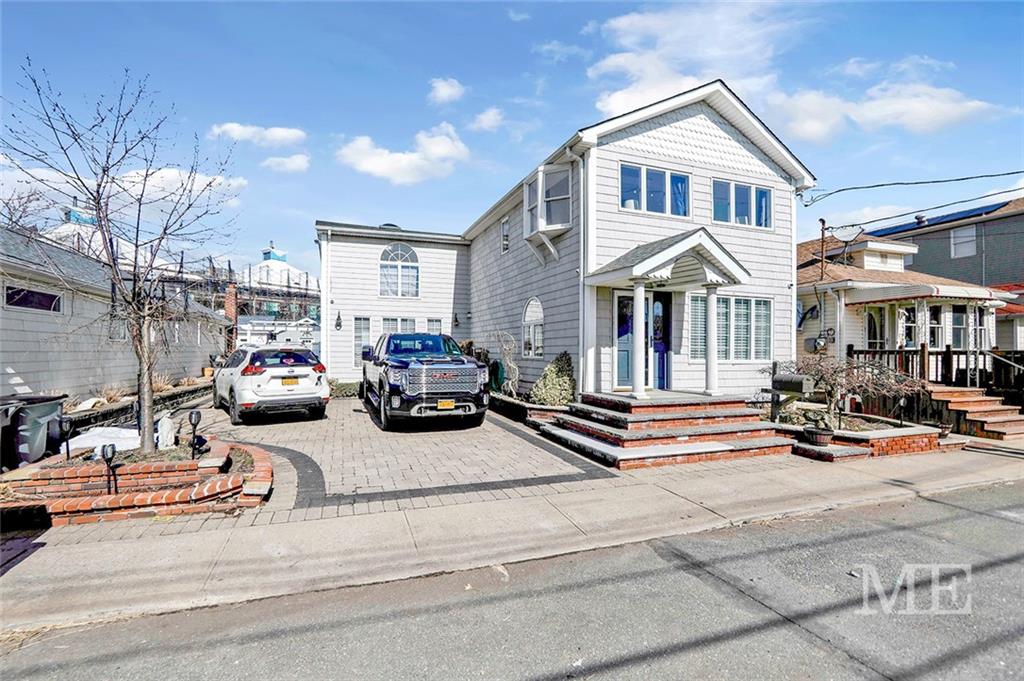 25 West 10th Road Queens, NY 11693 - Photo 1 of 30 Gallery Image 1