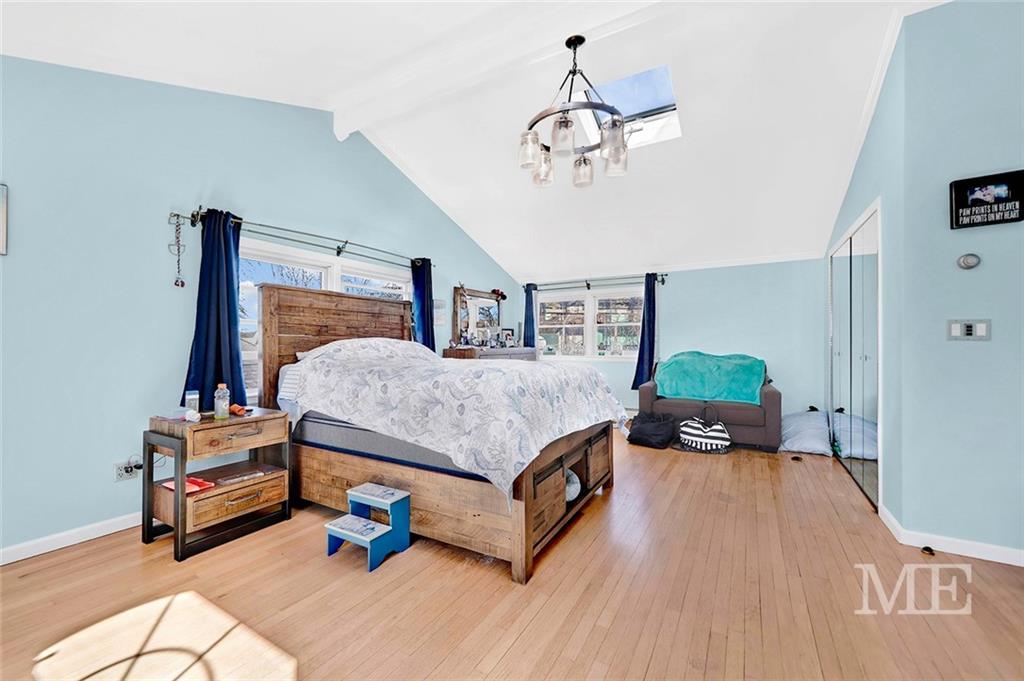 25 West 10th Road Queens, NY 11693 - Photo 18 of 30 Gallery Image 18
