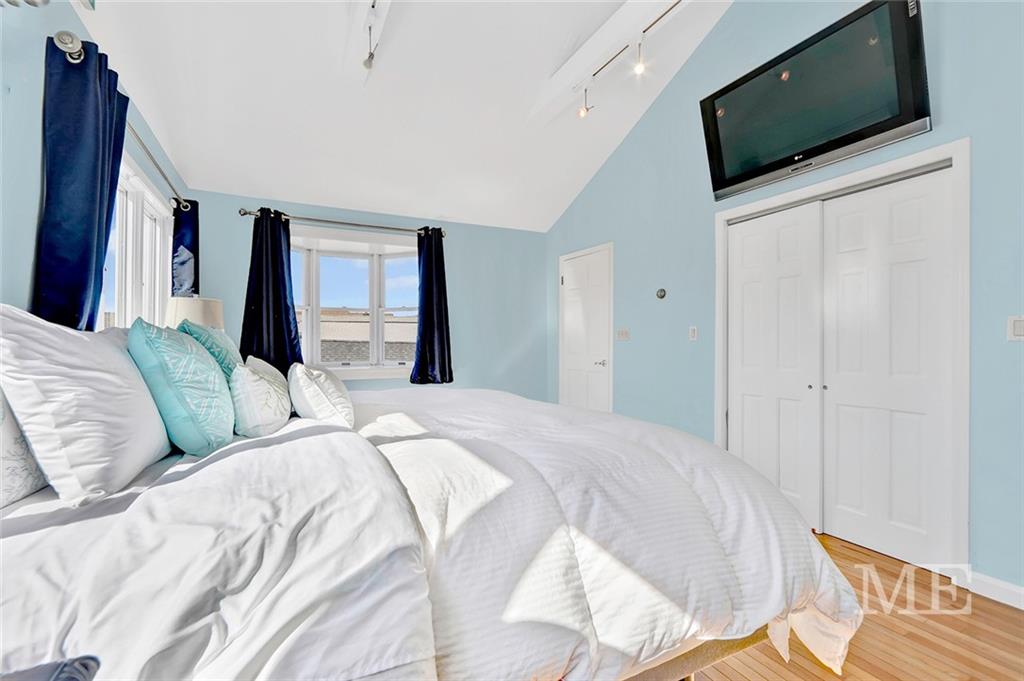 25 West 10th Road Queens, NY 11693 - Photo 21 of 30 Gallery Image 21