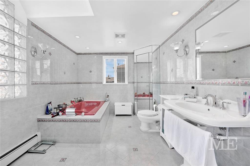 25 West 10th Road Queens, NY 11693 - Photo 25 of 30 Gallery Image 25