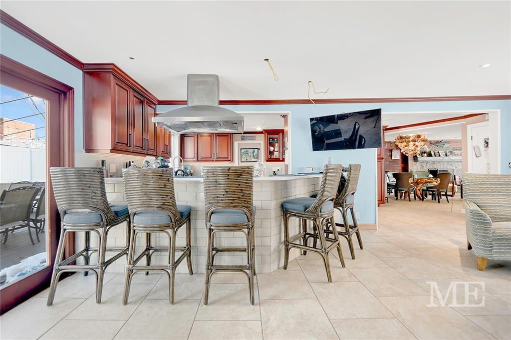 25 West 10th Road Queens, NY 11693 - Photo 9 of 30 Gallery Image 9