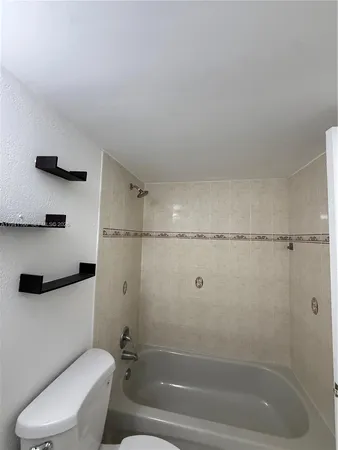 $1,800 | 1801 South Treasure Drive, Unit 212A, North Bay Village, FL 33141
