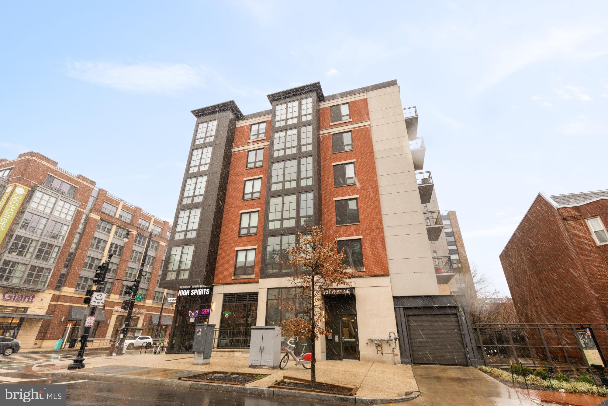 301 H Street Northeast, Unit 305 Washington, DC 20002 - Photo 1 of 25 Resident entrance on 3rd st NE