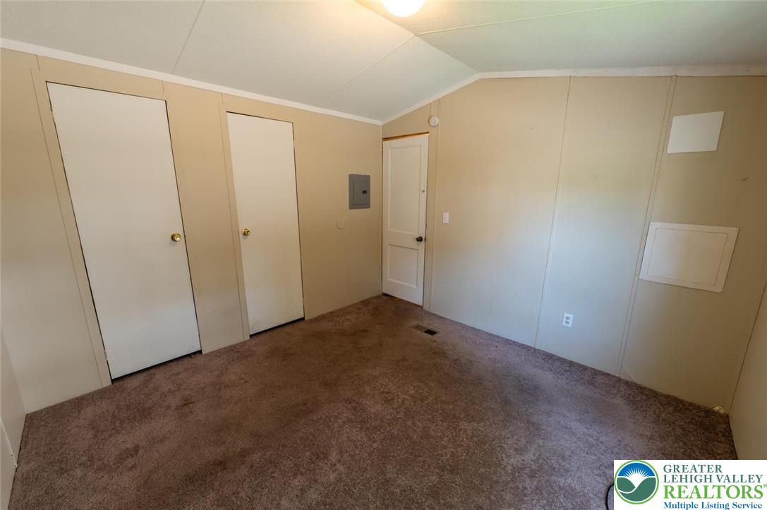 4403 Wolfs Crossing Road Orefield, PA 18069 - Photo 11 of 16 Gallery Image 11