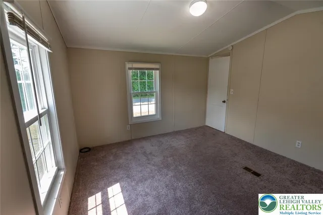 $56,900 | 4403 Wolfs Crossing Road, Orefield, PA 18069