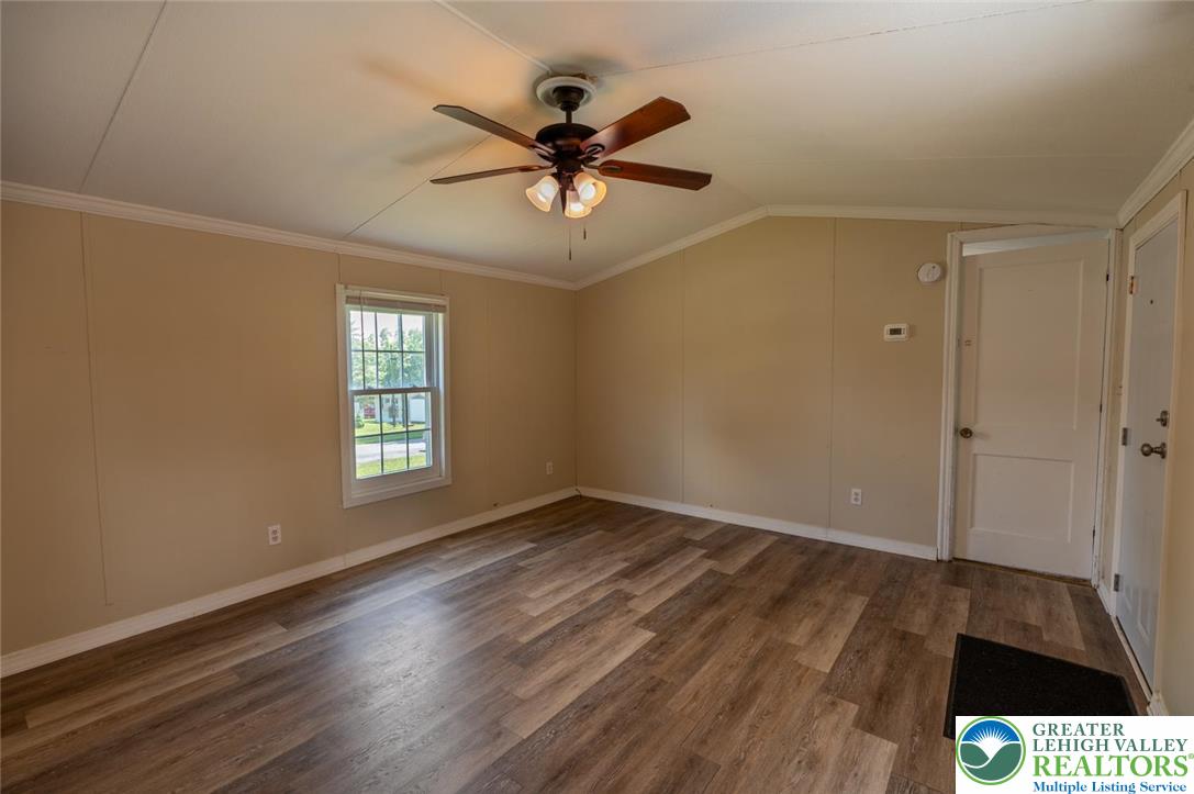 4403 Wolfs Crossing Road Orefield, PA 18069 - Photo 6 of 16 Gallery Image 6