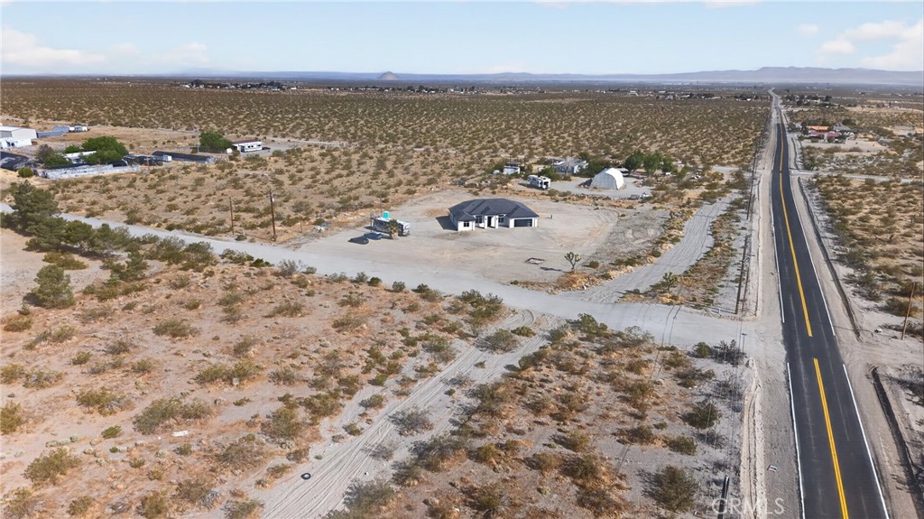 4084 Chevoit Road Phelan, CA 92371 - Photo 8 of 27