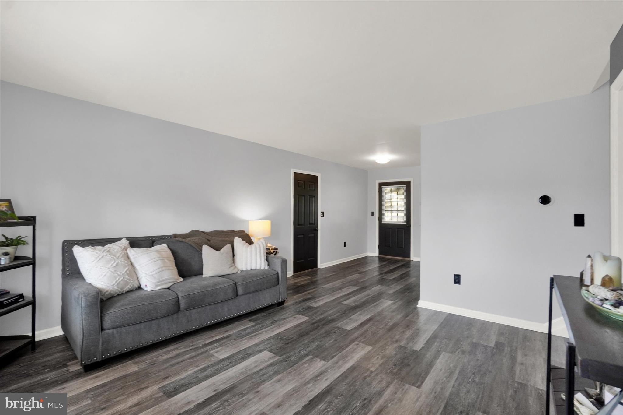 103 Overview Circle East Red Lion, PA 17356 - Photo 6 of 31