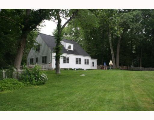 350 Howland Road East Greenwich, RI 02818 - Photo 2 of 7 Yard/Garden.