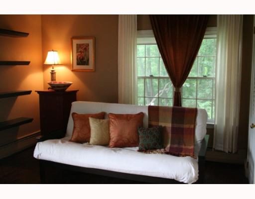 350 Howland Road East Greenwich, RI 02818 - Photo 4 of 7 Den/Family/Great Room.
