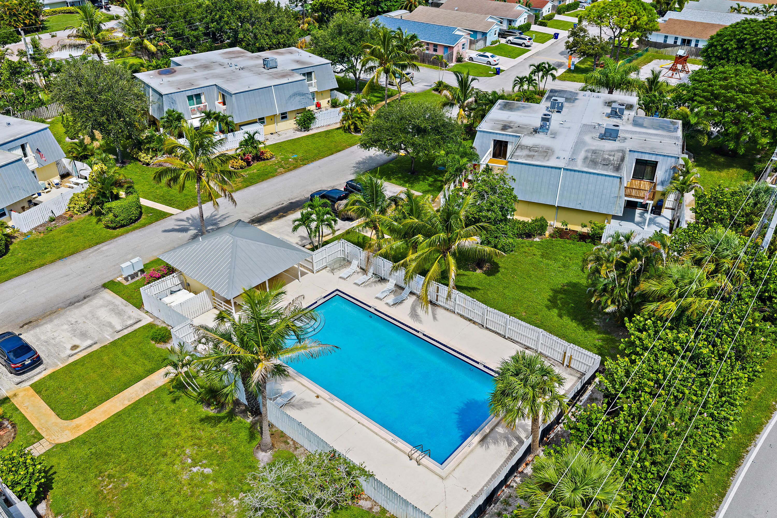 141 East Riverside Drive, Unit 6A Jupiter, FL 33469 - Photo 35 of 41 013-141ERiversideDr-A6-Jupiter-FULL