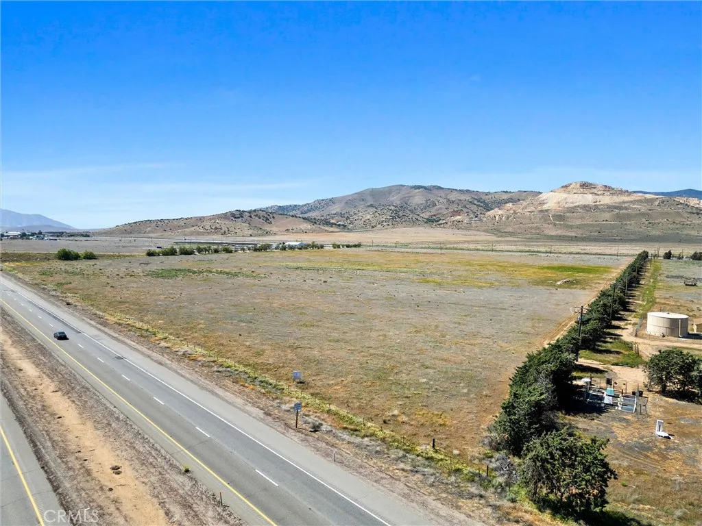 40 Stiekman Tehachapi, CA 93561 - Photo 3 of 12 a view of an ocean beach