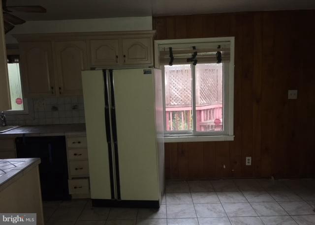 3303 May Street Silver Spring, MD 20906 - Photo 2 of 9 Kitchen