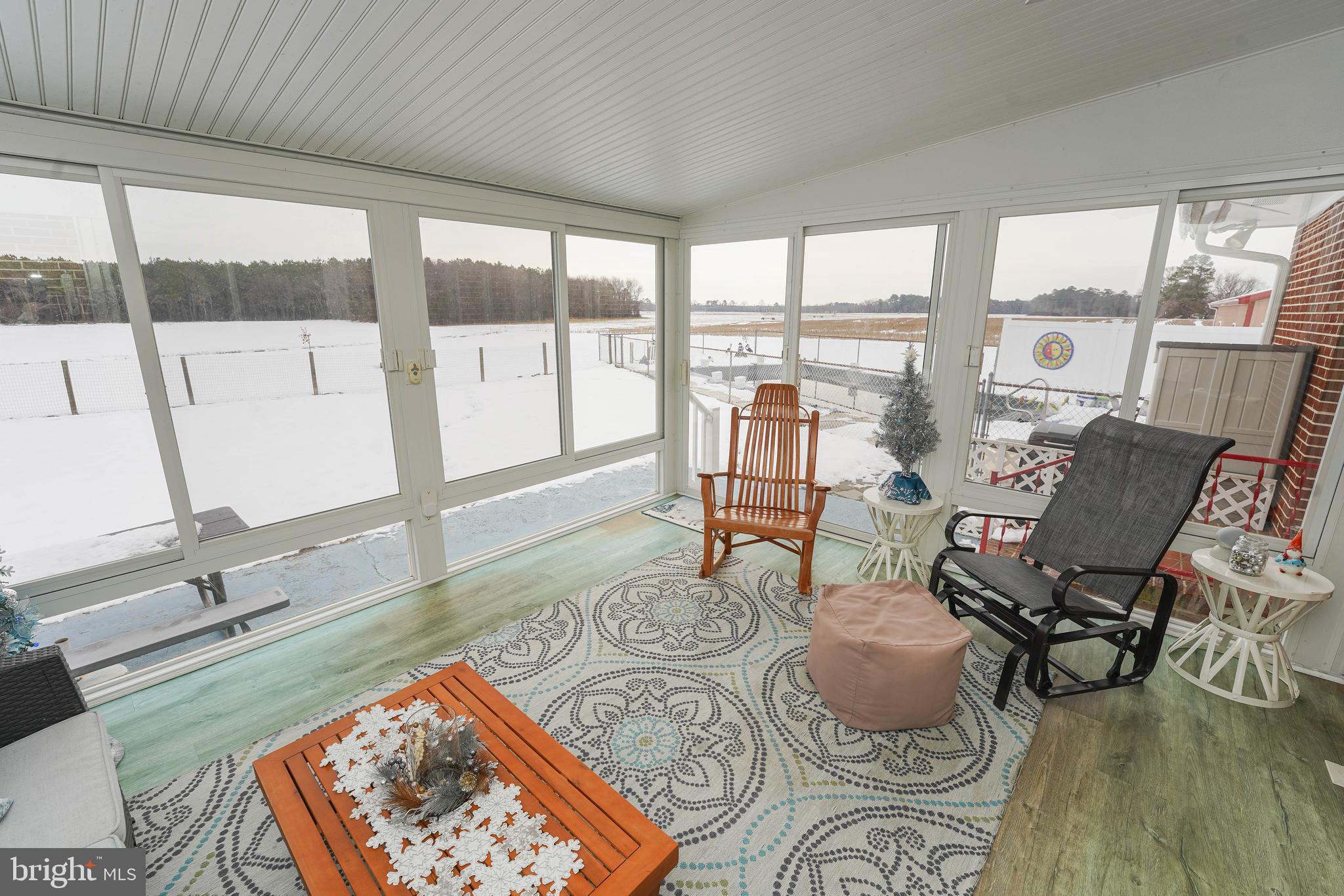 5627 Galestown Reliance Road Rhodesdale, MD 21659 - Photo 19 of 48 a living room with furniture and a large window