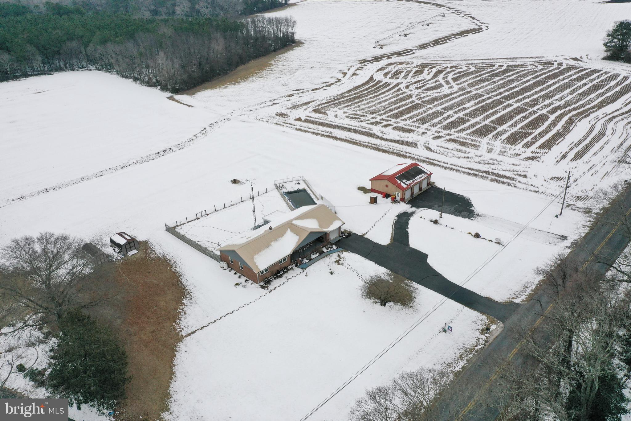 5627 Galestown Reliance Road Rhodesdale, MD 21659 - Photo 46 of 48 a view of a terrace with a sink