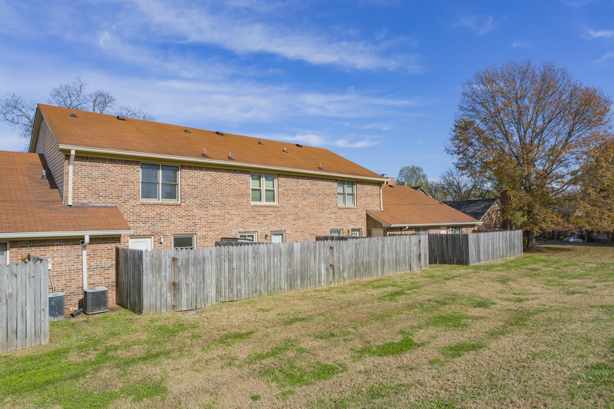765 Kent Road, Unit 765 Nashville, TN 37214 - Photo 29 of 30 a backyard of a house