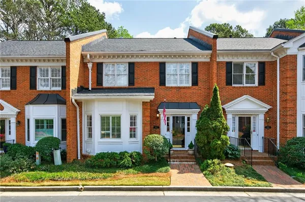 $450,000 | 5441 Trentham Drive, Dunwoody, GA 30338