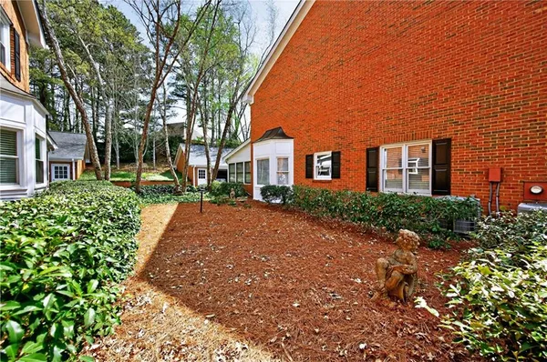 $450,000 | 5441 Trentham Drive, Dunwoody, GA 30338