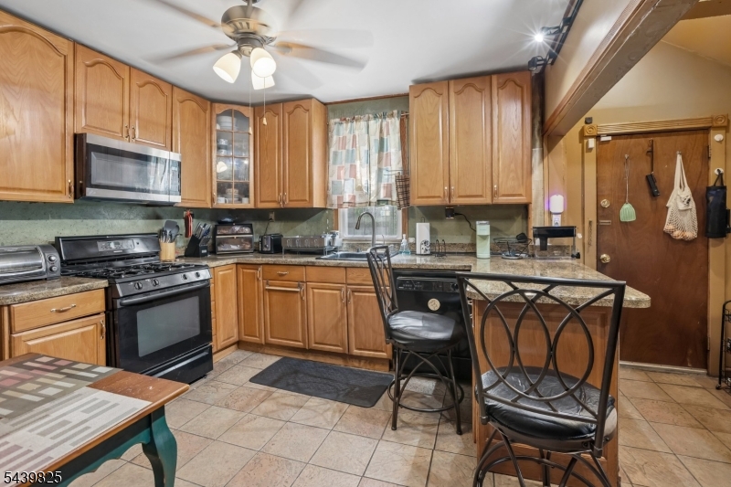 96 South 11th Street Newark, NJ 07107 - Photo 9 of 15