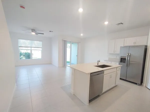 $3,200 | 4328 Pond Lily Lane, Lake Worth, FL 33467