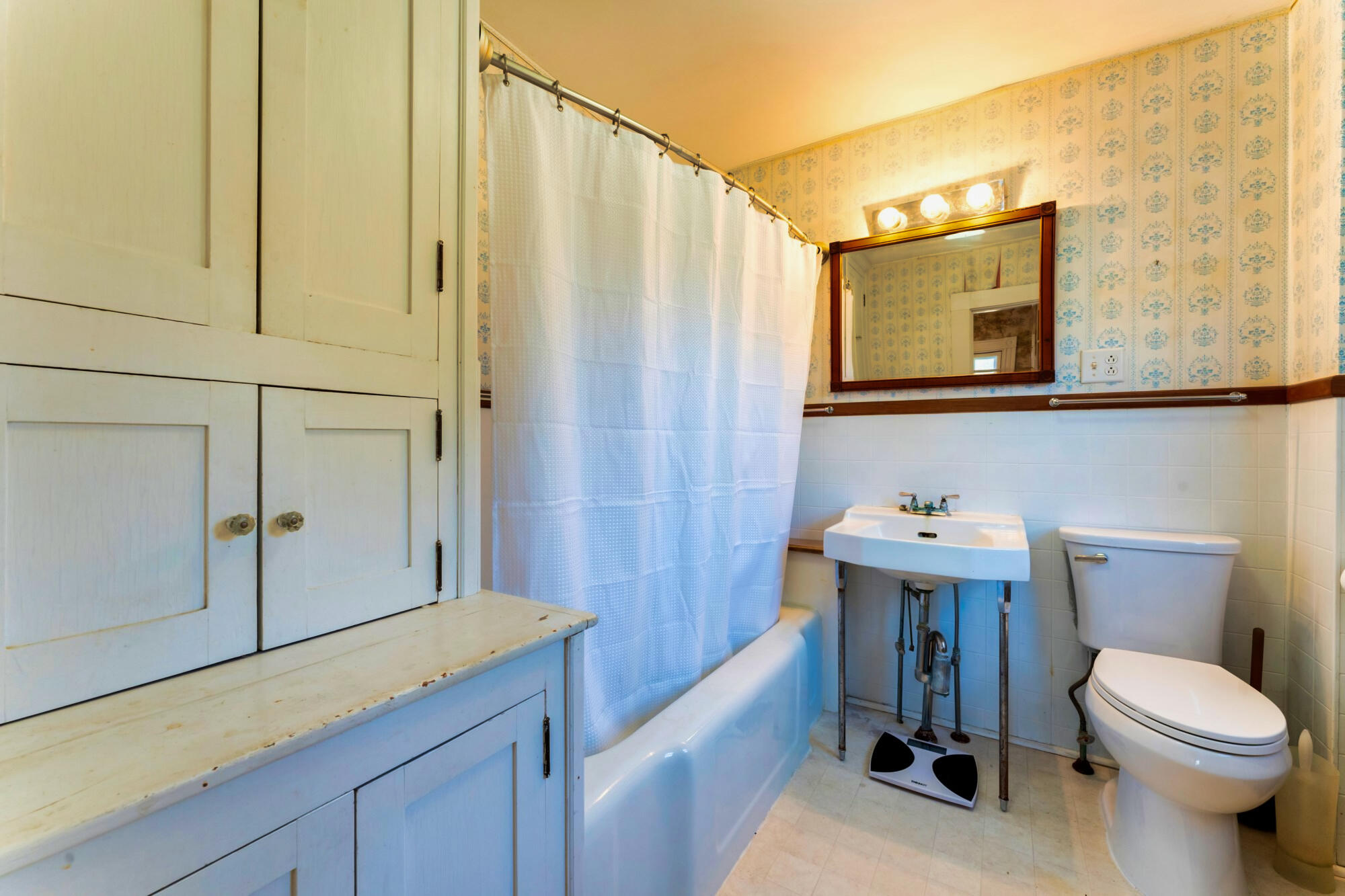 27 Blue Hill Road Surry, ME 04684 - Photo 16 of 19 015
