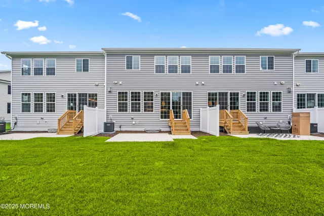 $4,950 | 4053 Heron Drive, Farmingdale, NJ 07727