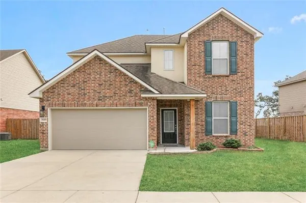 $2,400 | 39455 Legacy Lake Drive, Gonzales, LA 70737