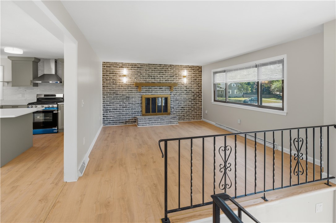 247 Asylum Road Warwick, RI 02886 - Photo 5 of 34