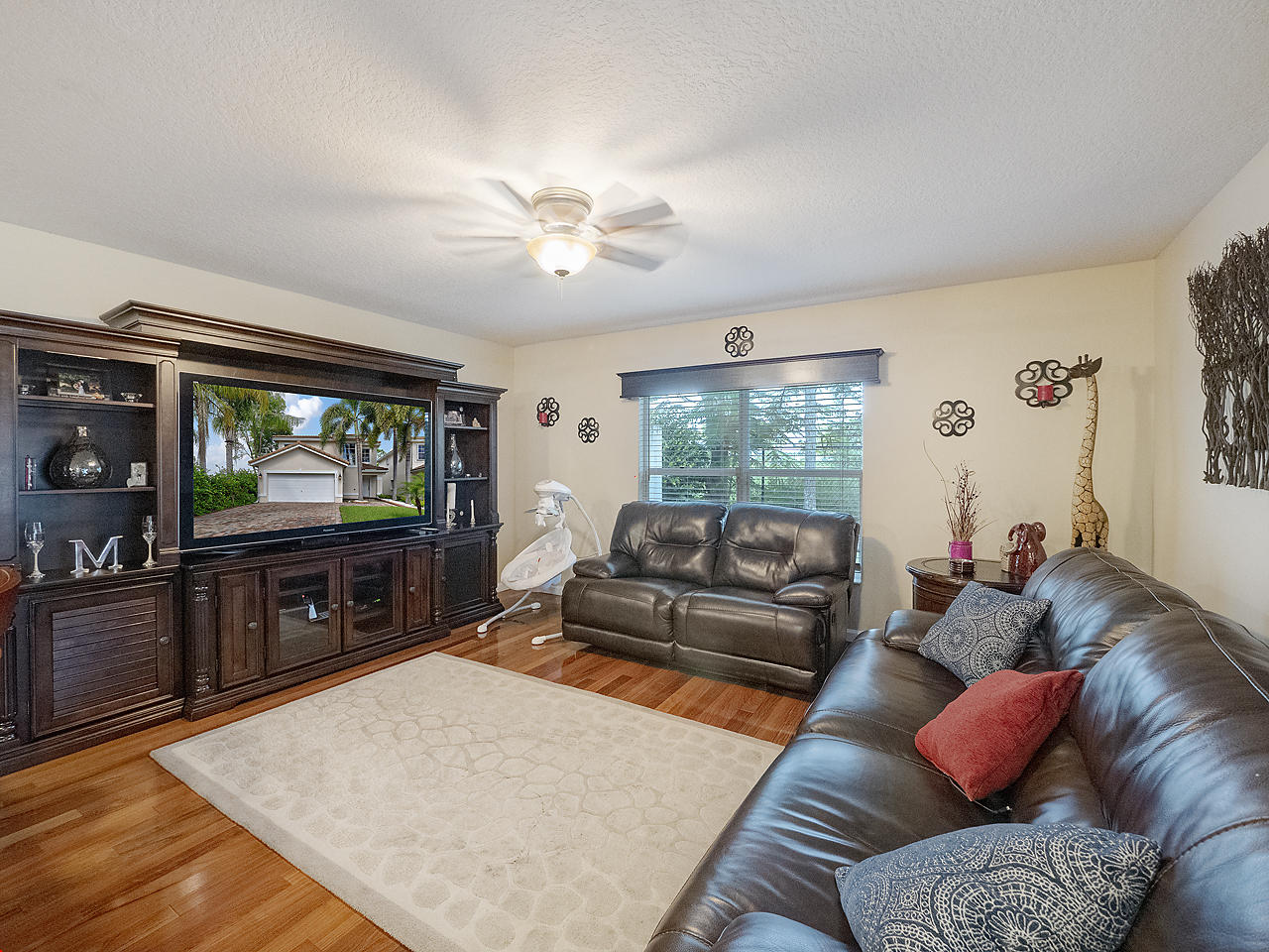 509 Alejandro Lane West Palm Beach, FL 33413 - Photo 6 of 13 006 copy